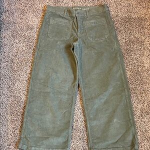 American Eagle Outfitters Women's Green Corduroy Wide Leg Pants